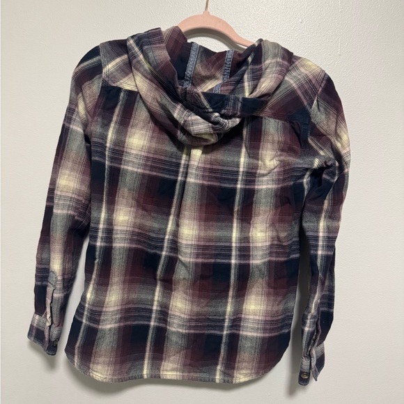 Carhartt Women's Beartooth Hooded Flannel Shirt - Picture 6 of 10